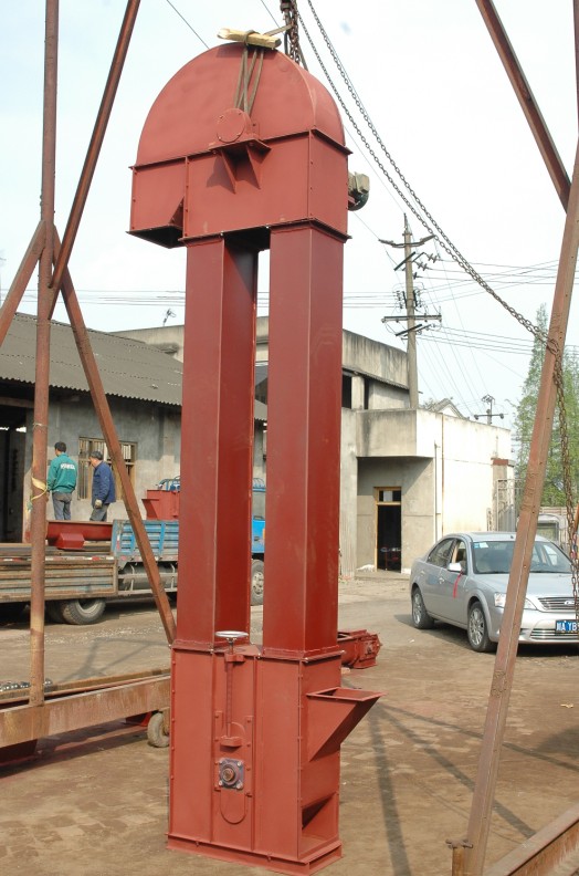 直銷(xiāo)糧食提升機(jī)